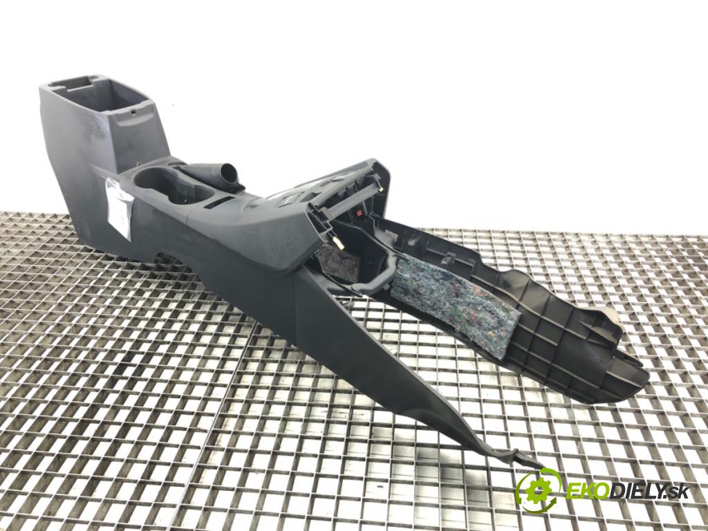 TOYOTA AURIS Kombi (_E18_) 2013 - 2018    1.8 Hybrid (ZWE186_) 73 kW [99 KM] Hybryda silnik   Tunel stredový  (Stredový tunel / panel)