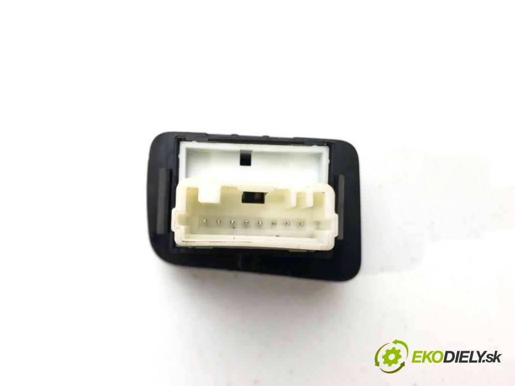 TOYOTA AURIS Kombi (_E18_) 2013 - 2018    1.8 Hybrid (ZWE186_) 73 kW [99 KM] Hybryda silnik   Spínač brzdy ručnej brzdy 84718-02060 (Prepínače, spínače, tlačidlá a ovládače kúrenia)