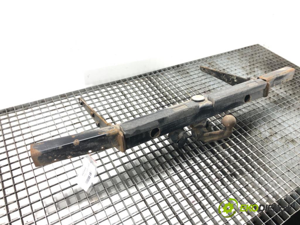 VW TRANSPORTER V Autobus (7HB, 7HJ, 7EB, 7EJ) 2003 - 2015    2.0 TDI 62 kW [84 KM] olej napędowy 2009 - 2015  Hák tažné zařízení 321647