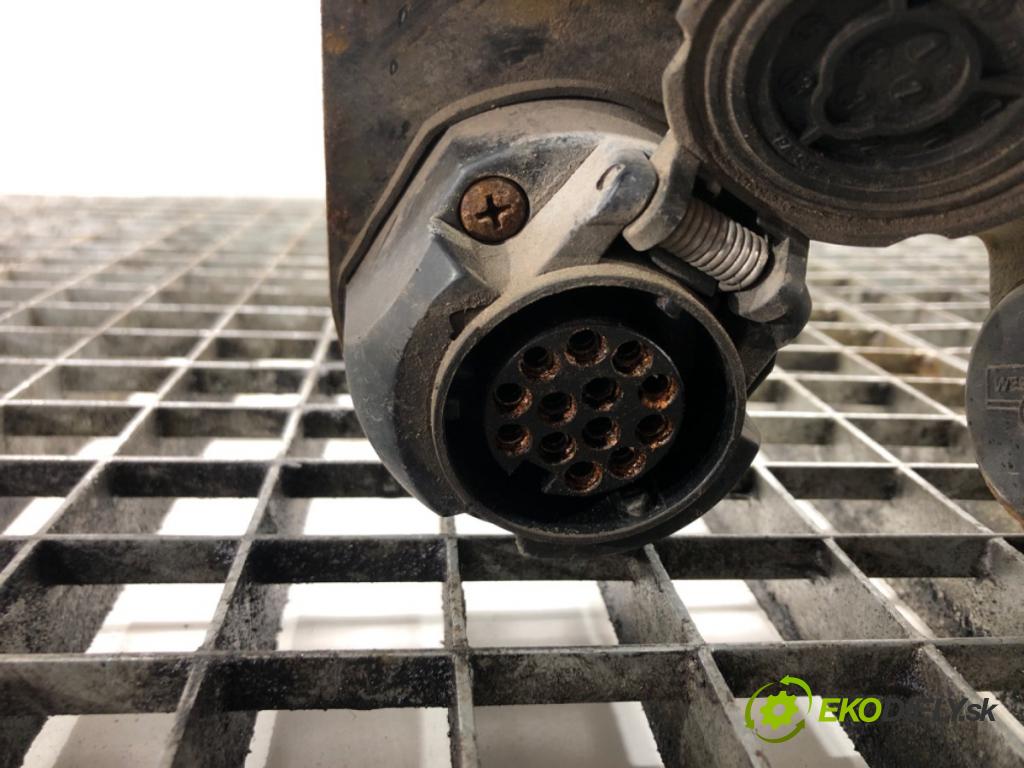 VW TRANSPORTER V Autobus (7HB, 7HJ, 7EB, 7EJ) 2003 - 2015    2.0 TDI 62 kW [84 KM] olej napędowy 2009 - 2015  Hák tažné zařízení 321647