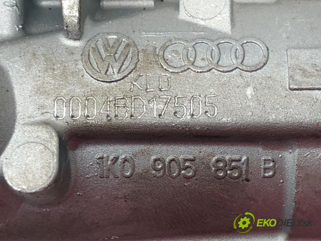 VW GOLF V (1K1) 2003 - 2010    1.9 TDI 77 kW [105 KM] olej napędowy 2003 - 2008  spinačka 1K0905851B (Spínacie skrinky a kľúče)