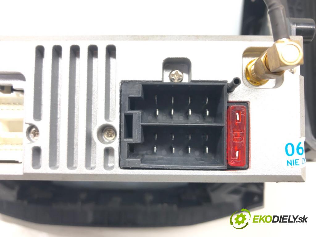 FORD FOCUS III Turnier 2010 - 2022    1.0 EcoBoost 92 kW [125 KM] benzyna 2012 - 2022  RADIO Navigácia  (Audio zariadenia)