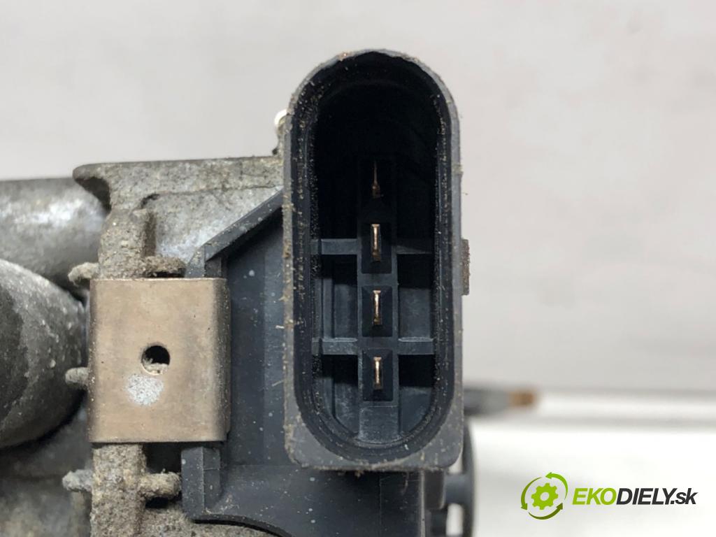 AUDI A3 (8P1) 2003 - 2013    2.0 TDI 16V 103 kW [140 KM] olej napędowy 2003 - 2  Mechanizmus stieračov predný 8P1955119F (Motorčeky stieračov predné)