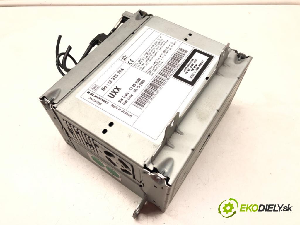 OPEL INSIGNIA A (G09) 2008 - 2017    2.0 CDTI (68) 118 kW [160 KM] olej napędowy 2008 -  RADIO 13315764 (Audio zariadenia)