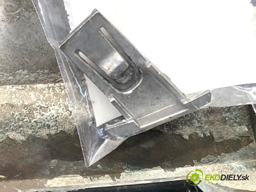 NISSAN MURANO I (Z50) 2002 - 2009    3.5 4x4 172 kW [234 KM] benzyna 2003 - 2008  mřížka maska 62310CA000 (Mřížky (masky) chladičů)