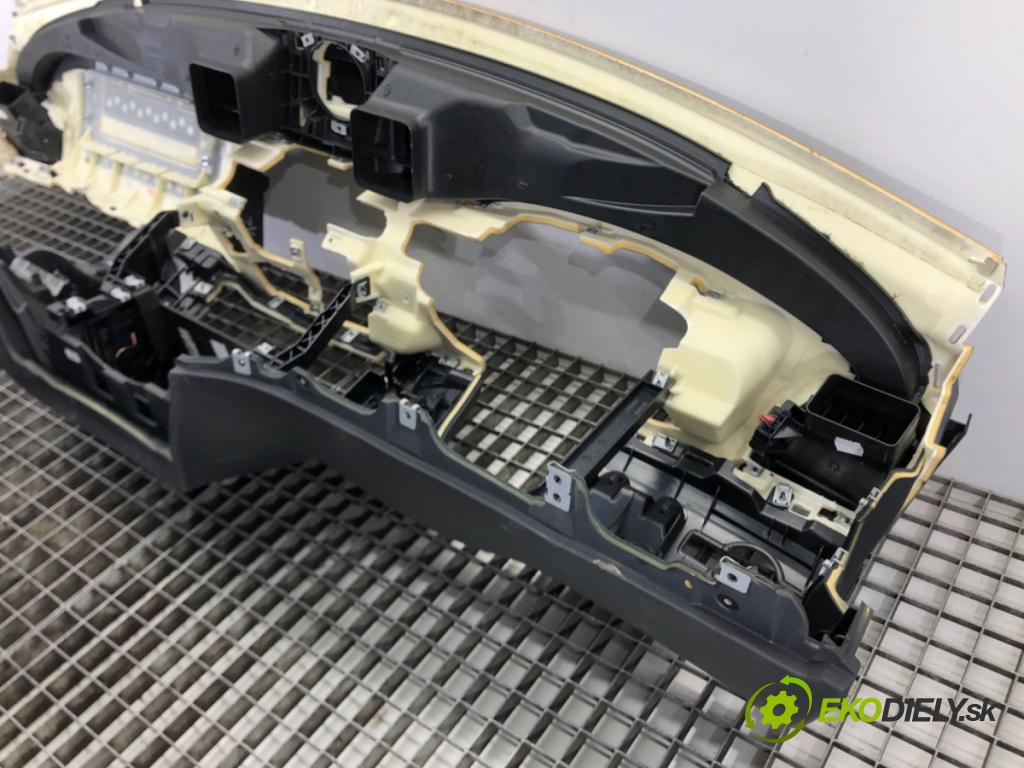 MERCEDES-BENZ KLASA S (W221) 2005 - 2013    S 500 4-matic (221.086, 221.186) 285 kW [388 KM] b  Palubná doska  (Palubné dosky)