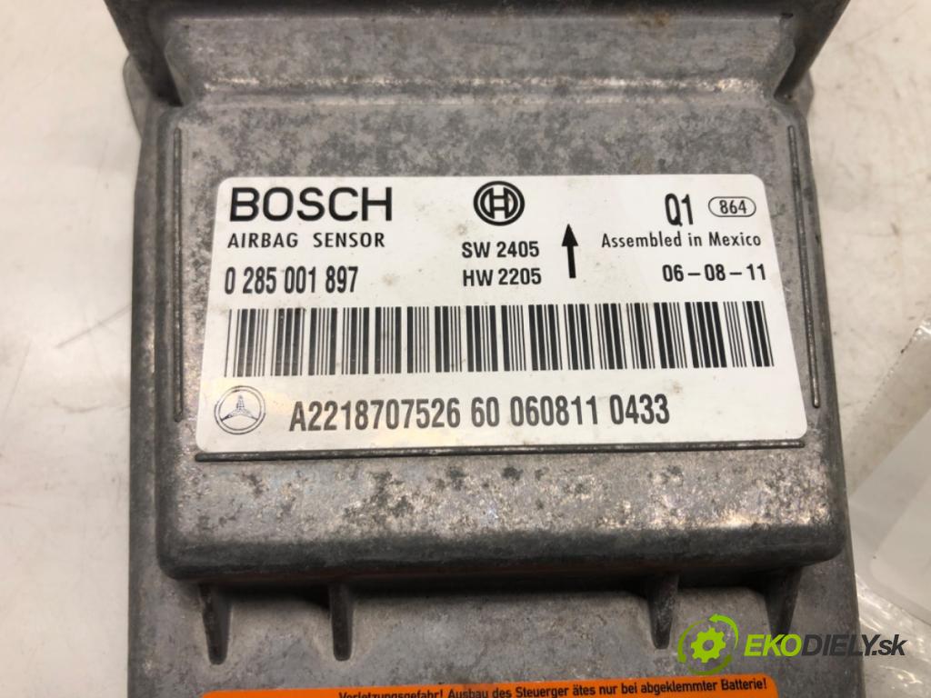 MERCEDES-BENZ KLASA S (W221) 2005 - 2013    S 500 4-matic (221.086, 221.186) 285 kW [388 KM] b  senzor airbag A2218707526 (Snímače)