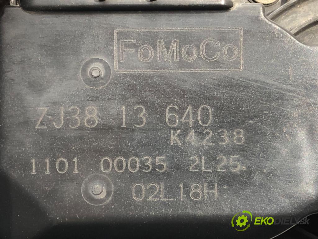 MAZDA 2 (DE_, DH_) 2007 - 2015    1.3 (DE3FS) 63 kW [86 KM] benzyna 2007 - 2015  Škrtiaca klapka ZJ3813640 (Škrtiace klapky)