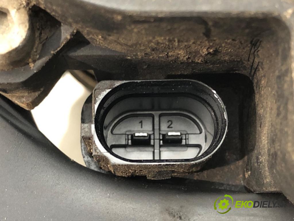 VW GOLF VII Variant (BA5, BV5) 2013 - 2022    2.0 TDI 110 kW [150 KM] olej napędowy 2013 - 2022  Brzdič strmeň pravy zad