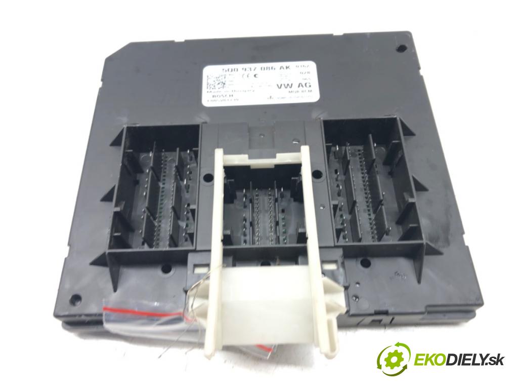 VW GOLF VII Variant (BA5, BV5) 2013 - 2022    2.0 TDI 110 kW [150 KM] olej napędowy 2013 - 2022  Modul komfortu 5Q0957086AK (Moduly komfortu)