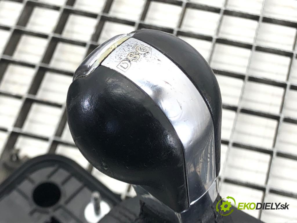 VW SCIROCCO III (137, 138) 2008 - 2017    1.4 TSI 118 kW [160 KM] benzyna 2008 - 2017  Kulisa 1K1713025AD (Rýchlostné páky / kulisy)