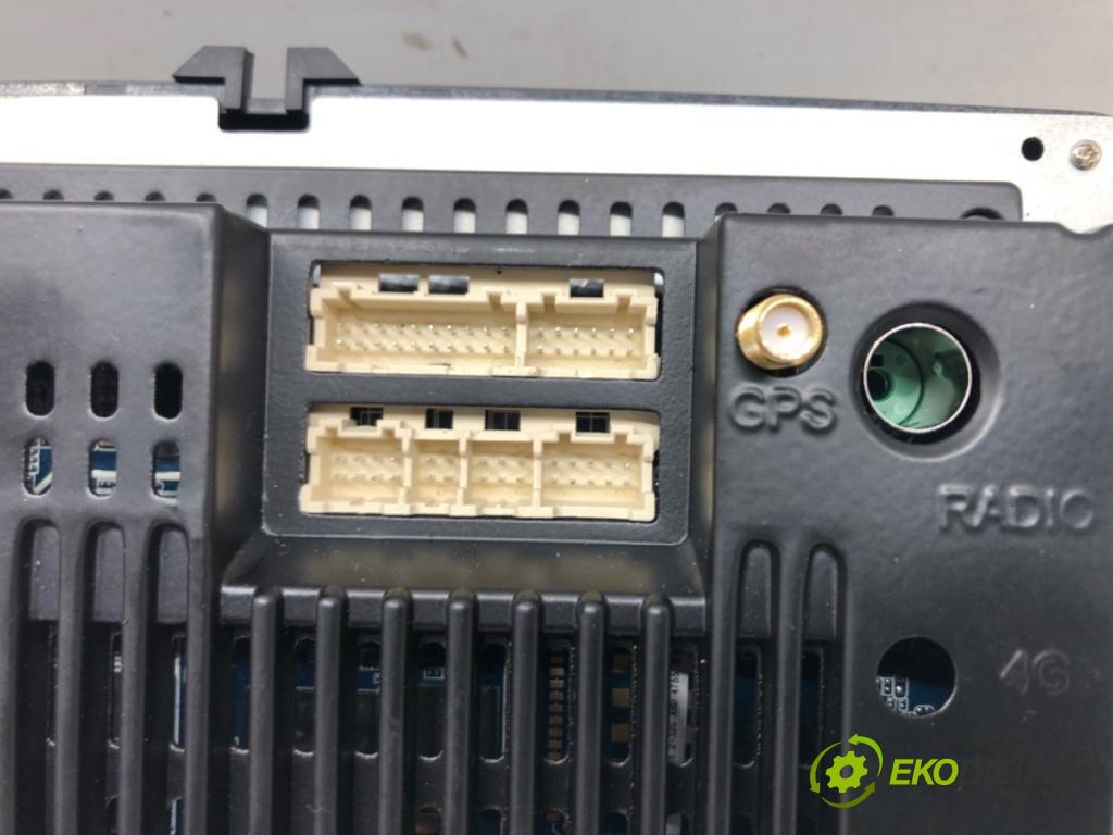 VW SCIROCCO III (137, 138) 2008 - 2017    1.4 TSI 118 kW [160 KM] benzyna 2008 - 2017  RADIO Navigácia  (Audio zariadenia)