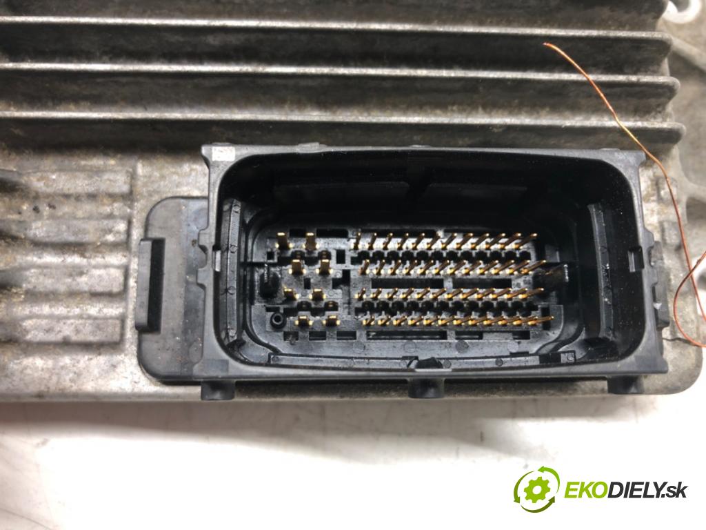 OPEL MERIVA A nadwozie wielkoprzestrzenne (MPV) (X03) 2003 - 2010    1.7 CDTI (E75) 74 kW [100 KM] olej napędowy 2003 -  riadiaca jednotka Motor 112500-0200 (Riadiace jednotky)