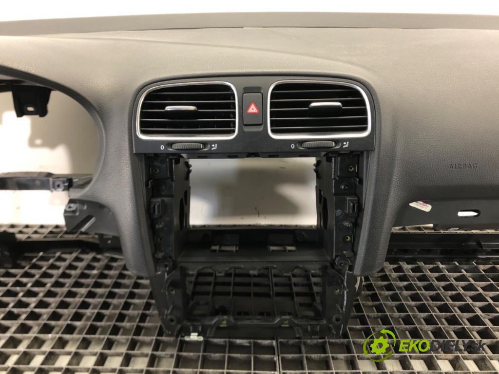 VW GOLF VI Variant (AJ5) 2009 - 2014    1.6 TDI 77 kW [105 KM] olej napędowy 2009 - 2013  Palubná doska  (Palubné dosky)