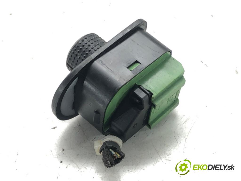 SEAT LEON (1M1) 1999 - 2006    1.9 TDI 81 kW [110 KM] olej napędowy 1999 - 2006  Prepínač nastavenia spätných zrkadiel 1M1959565G (Prepínače, spínače, tlačidlá a ovládače kúrenia)