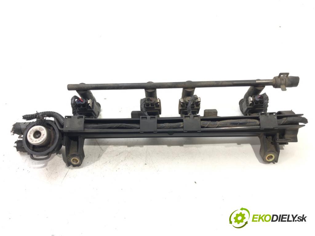 SKODA OCTAVIA I (1U2) 1996 - 2010    2.0 85 kW [116 KM] benzyna 1999 - 2007  Lišta vstrekovacia 0280160557 (Vstrekovacie lišty)