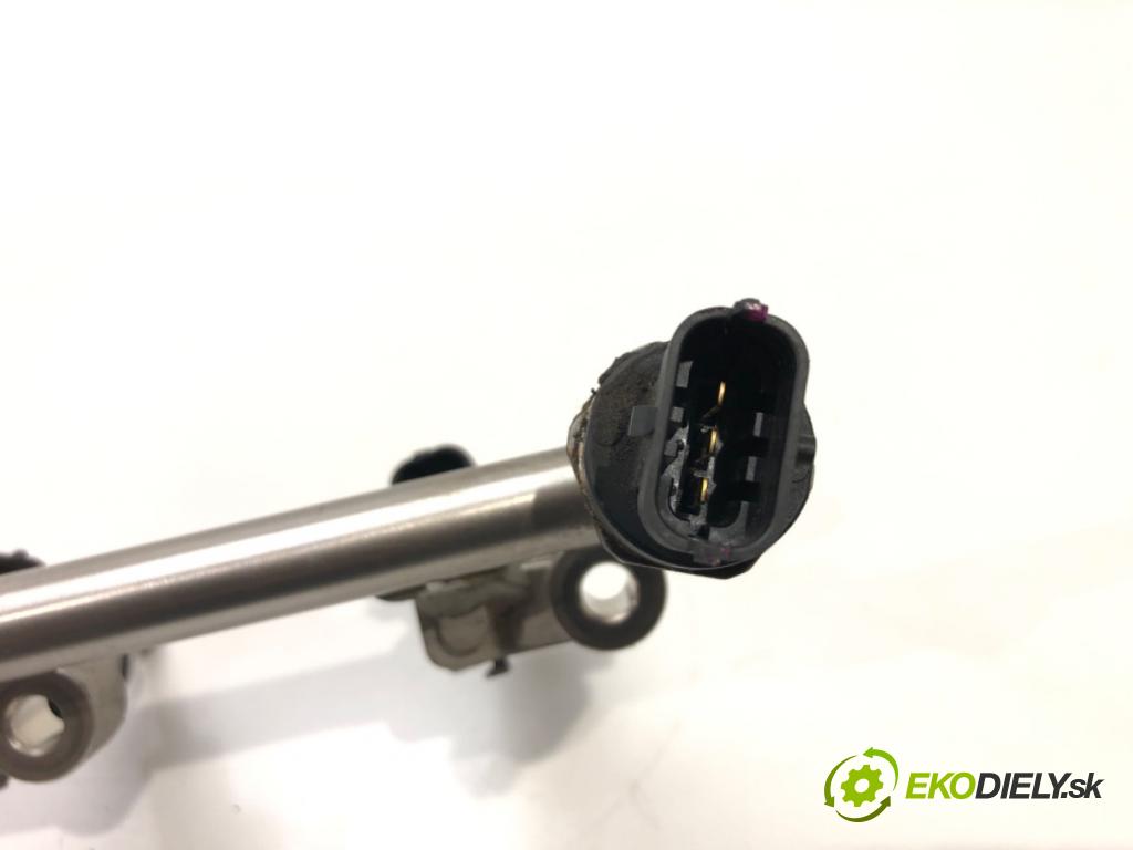 MAZDA CX-5 (KE, GH) 2011 - 2017    2.5 141 kW [192 KM] benzyna 2015 - 2017  Lišta vstrekovacia PY0113250 PY0113150A (Vstrekovacie lišty)