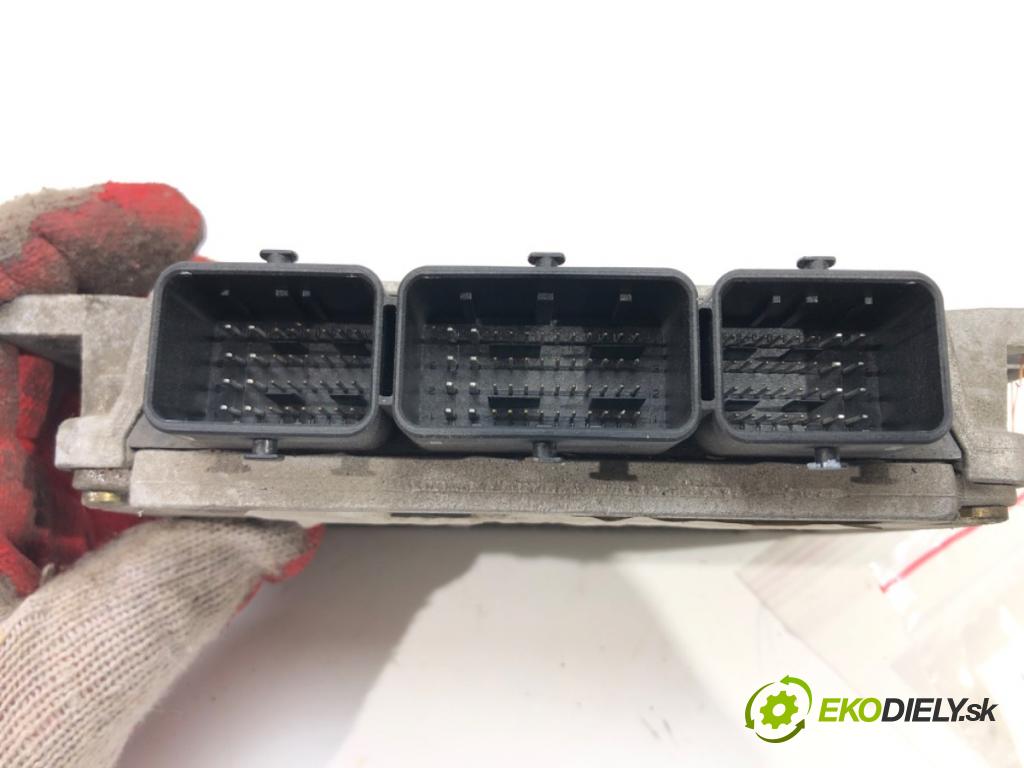 CITROEN C4 I (LC_) 2004 - 2014    1.4 16V 65 kW [88 KM] benzyna 2004 - 2011  riadiaca jednotka Motor 9659099180 (Riadiace jednotky)