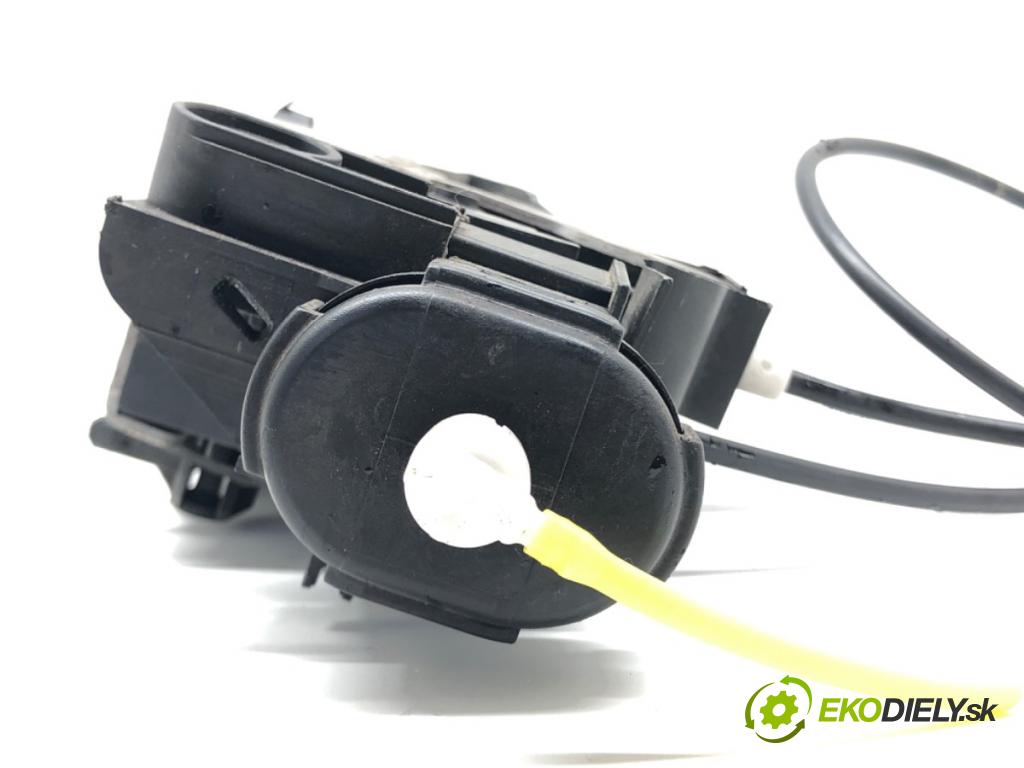 MERCEDES-BENZ KLASA A (W168) 1997 - 2005    A 160 (168.033, 168.133) 75 kW [102 KM] benzyna 19  zámok dveře levý zadní část A1687301535