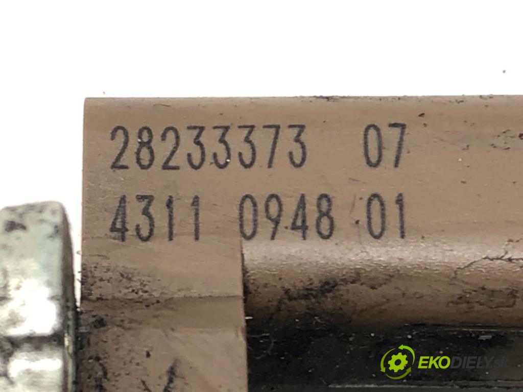 PEUGEOT 508 SW I (8E_) 2010 - 2018    2.0 BlueHDi 150 110 kW [150 KM] olej napędowy 2014  Regulátor tlaku paliva 28233373 (Ostatné)