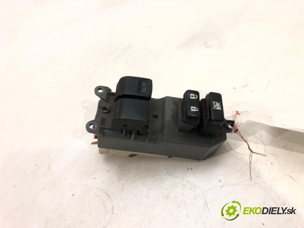 TOYOTA AURIS (_E15_) 2006 - 2012    1.4 D-4D (NDE150_) 66 kW [90 KM] olej napędowy 200  Prepínač okien  (Prepínače, spínače, tlačidlá a ovládače kúrenia)