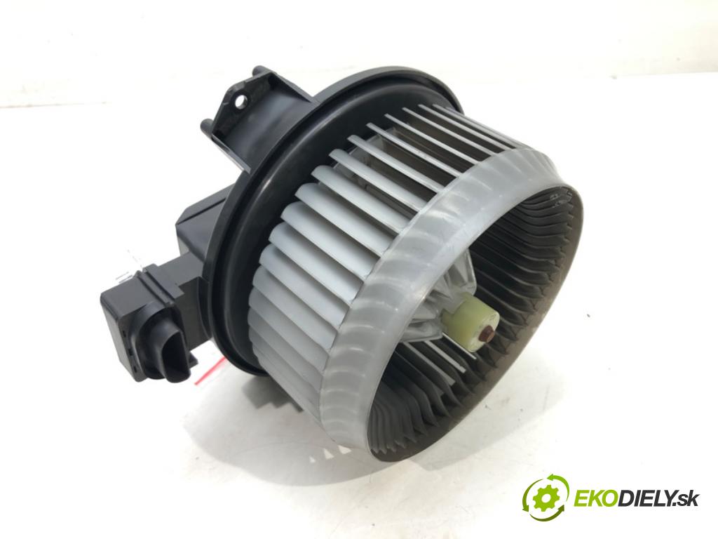 TOYOTA AURIS (_E15_) 2006 - 2012    1.4 D-4D (NDE150_) 66 kW [90 KM] olej napędowy 200  ventilátor kúrenia 272700-5151