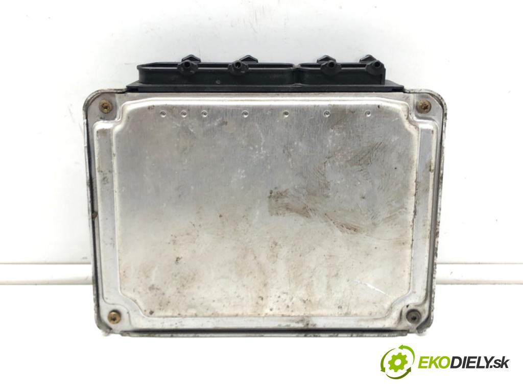 SEAT AROSA (6H1) 1997 - 2004    1.0 37 kW [50 KM] benzyna 1997 - 2004  riadiaca jednotka Motor 0261207624 (Riadiace jednotky)