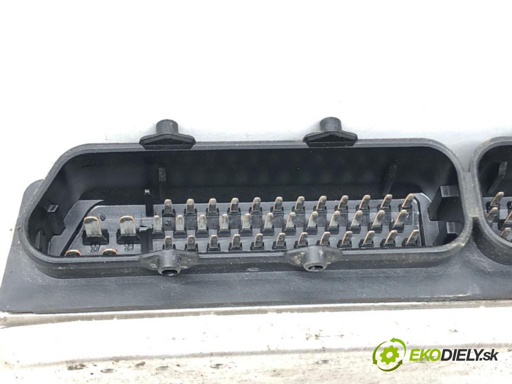 SEAT AROSA (6H1) 1997 - 2004    1.0 37 kW [50 KM] benzyna 1997 - 2004  riadiaca jednotka Motor 0261207624 (Riadiace jednotky)