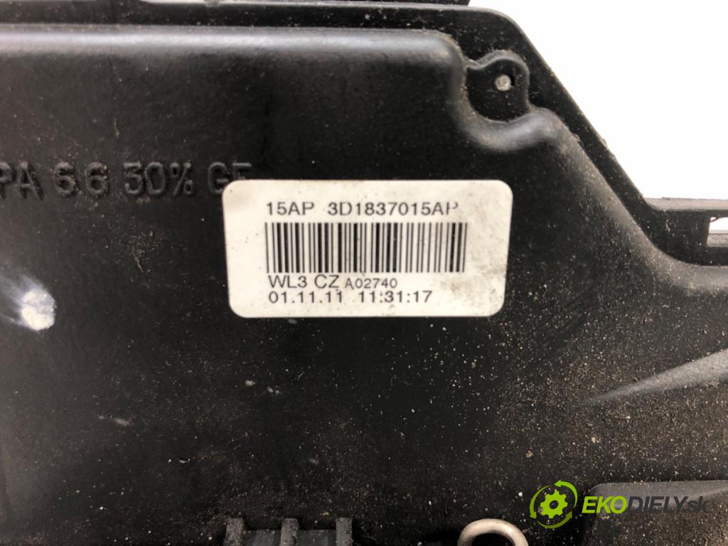 SKODA OCTAVIA II (1Z3) 2004 - 2013    1.6 75 kW [102 KM] benzyna 2004 - 2013  zámok dveře levý přední část 3D1837015AP