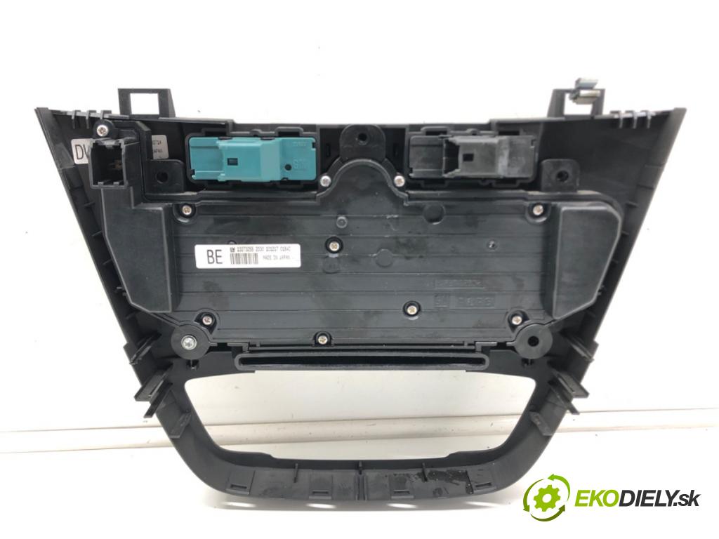 OPEL INSIGNIA A (G09) 2008 - 2017    2.0 CDTI (68) 96 kW [131 KM] olej napędowy 2008 -   RADIO Navigácia 22739813 13273255 (Audio zariadenia)