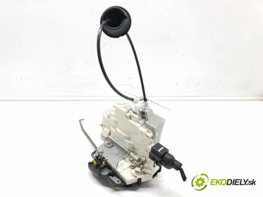 SEAT EXEO (3R2) 2008 - 2013    1.8 TSI 118 kW [160 KM] benzyna 2010 - 2013  zámok dveře pravý přední část 8E1837016AB