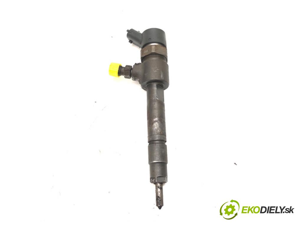 ALFA ROMEO 147 (937_) 2000 - 2010    1.9 JTD (937.AXD1A, 937.BXD1A) 85 kW [115 KM] olej  vstrekovač 0445110068 (Vstrekovače)