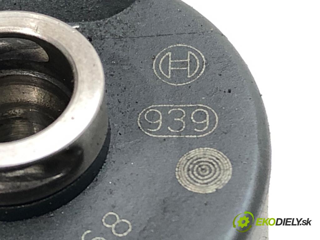 ALFA ROMEO 147 (937_) 2000 - 2010    1.9 JTD (937.AXD1A, 937.BXD1A) 85 kW [115 KM] olej  vstrekovač 0445110068 (Vstrekovače)