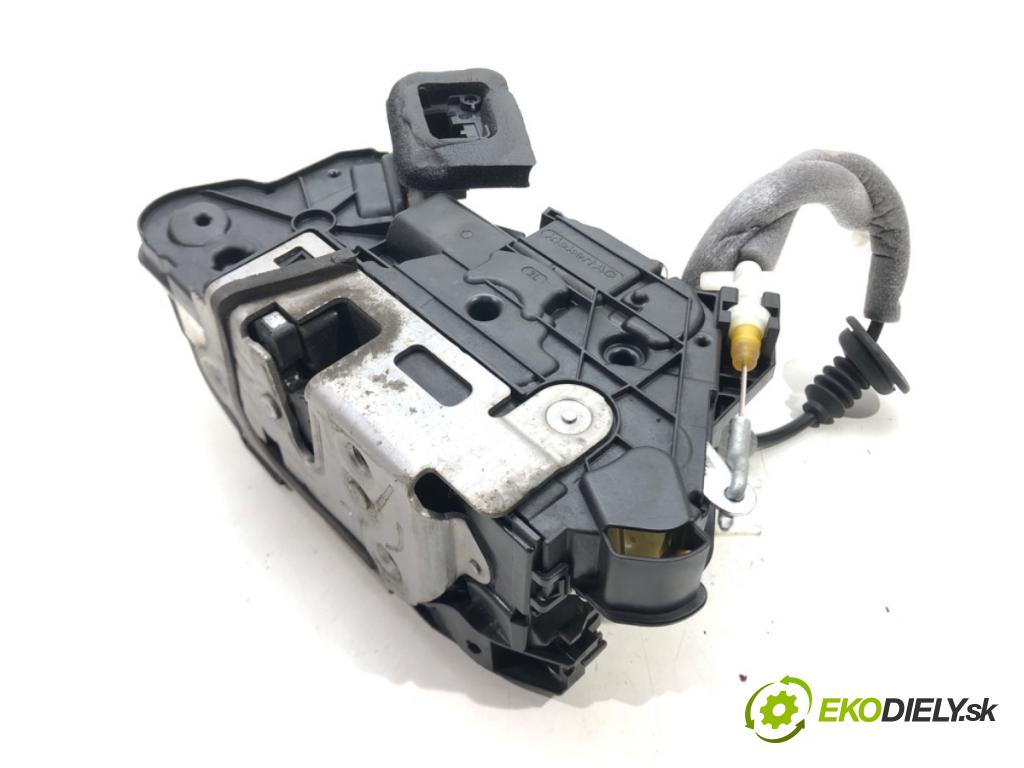 SKODA RAPID (NH3, NK3, NK6) 2012 - 2022    1.4 TDI 66 kW [90 KM] olej napędowy 2015 - 2019  zámok dveře levý přední část 5E1837015C