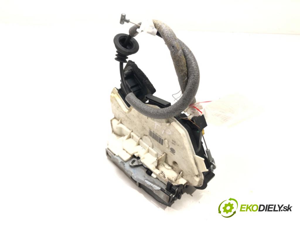 SKODA RAPID (NH3, NK3, NK6) 2012 - 2022    1.4 TDI 66 kW [90 KM] olej napędowy 2015 - 2019  zámok dveře pravý přední část 5E1837016C