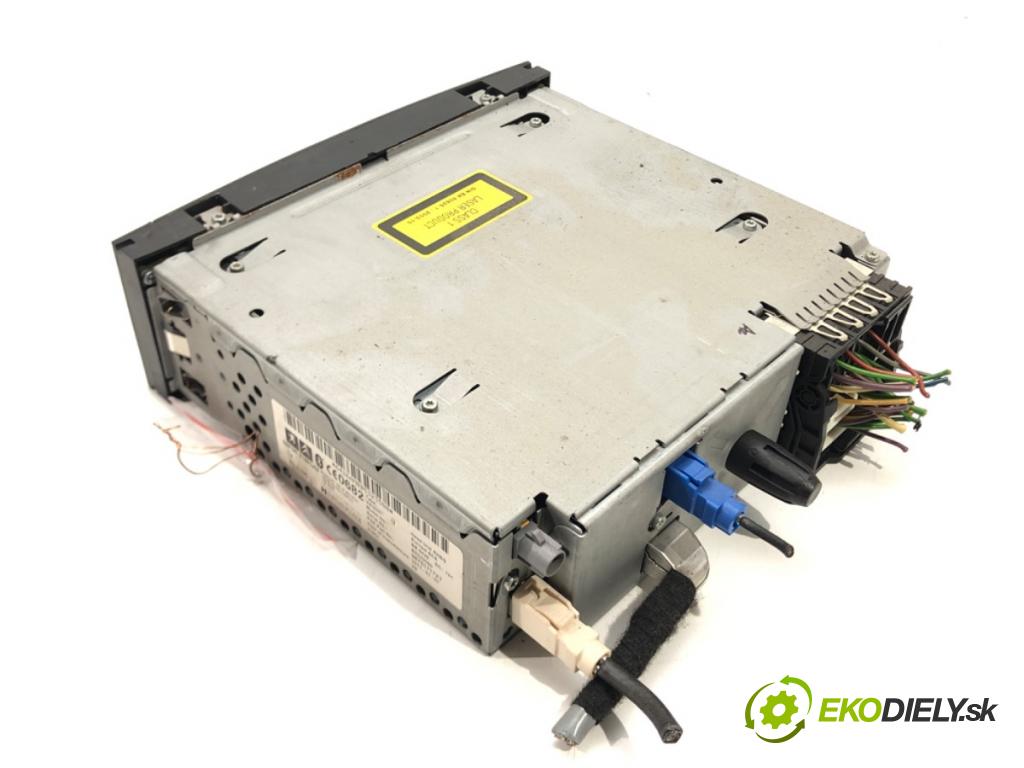 CITROEN DS3 (SA_) 2009 - 2016    1.6 HDi 110 82 kW [112 KM] olej napędowy 2009 - 20  RADIO 96751717XT (Audio zariadenia)