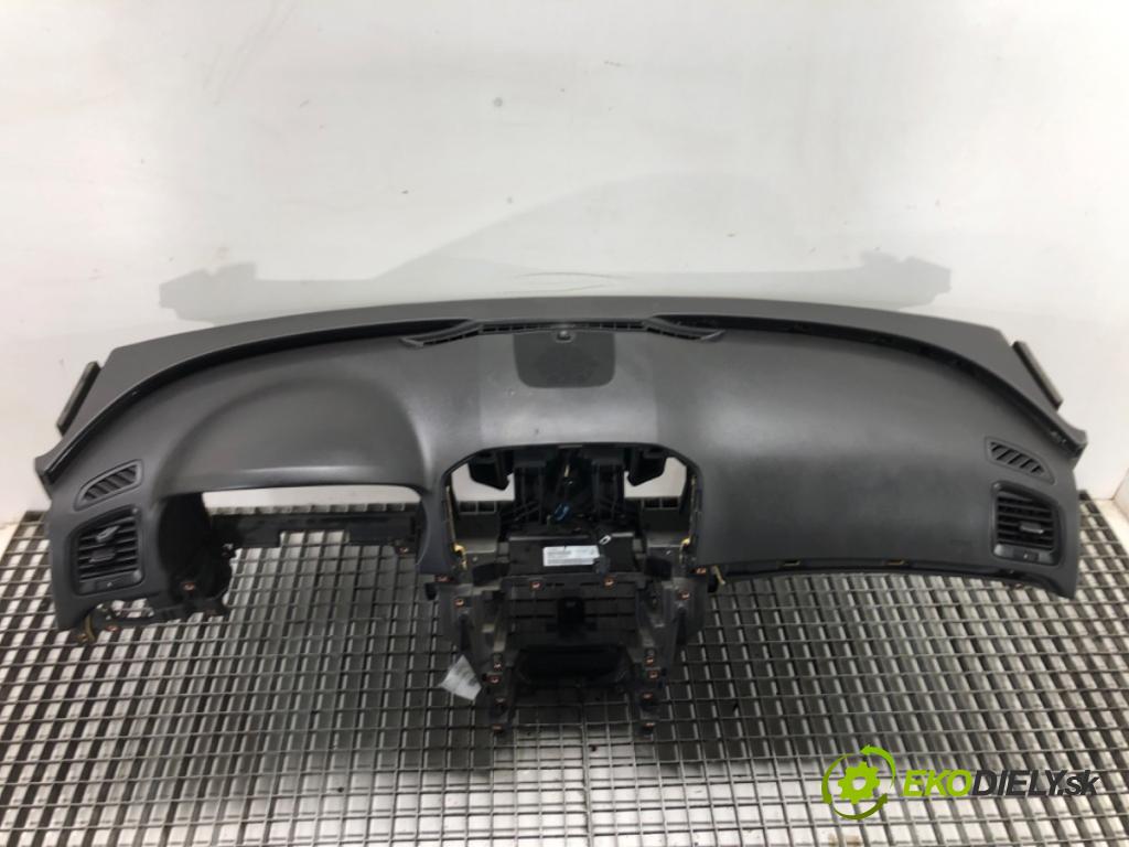 OPEL INSIGNIA A Sports Tourer (G09) 2008 - 2017    2.0 CDTI (35) 118 kW [160 KM] olej napędowy 2008 -  Palubná doska  (Palubné dosky)