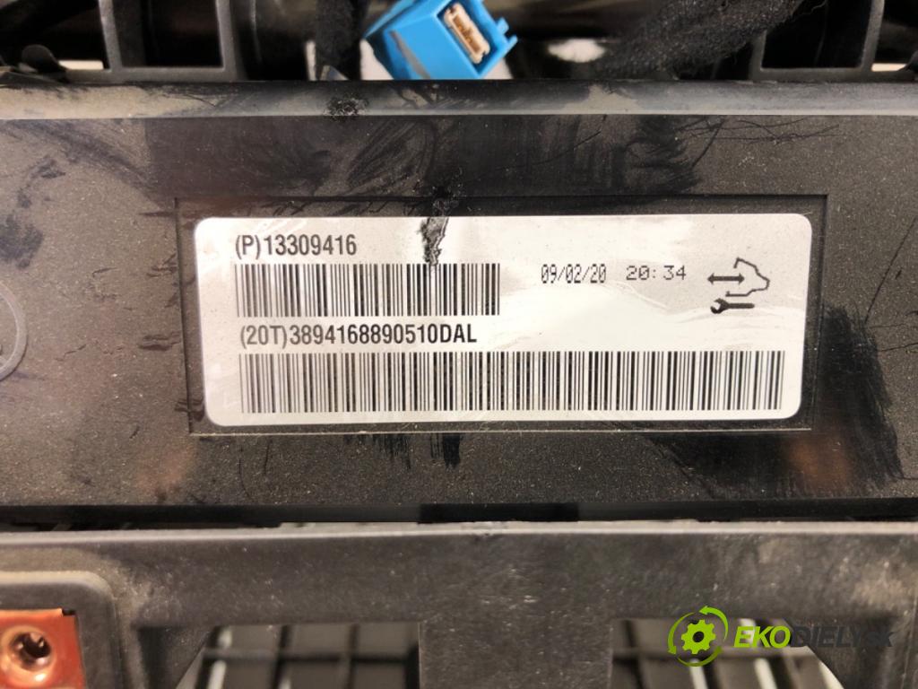 OPEL INSIGNIA A Sports Tourer (G09) 2008 - 2017    2.0 CDTI (35) 118 kW [160 KM] olej napędowy 2008 -  Palubná doska  (Palubné dosky)