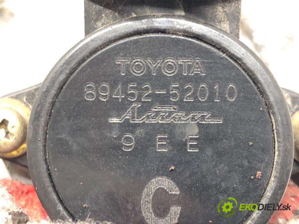 TOYOTA YARIS (_P1_) 1999 - 2005    1.0 (SCP10_) 50 kW [68 KM] benzyna 1999 - 2005  Škrtiaca klapka 89452-52010 (Škrtiace klapky)