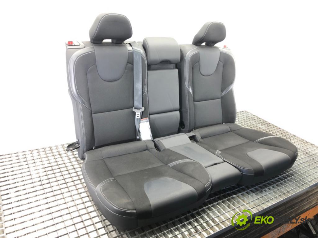 VOLVO V40 liftback (525, 526) 2012 - 2022    D2 88 kW [120 KM] olej napędowy 2015 - 2018  Sedadlo druhý RIADOK: