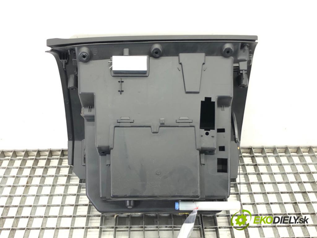 VOLVO V40 liftback (525, 526) 2012 - 2022    D2 88 kW [120 KM] olej napędowy 2015 - 2018  Priehradka, kastlík spolujazdca  (Priehradky, kastlíky)