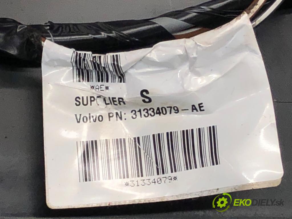 VOLVO V40 liftback (525, 526) 2012 - 2022    D2 88 kW [120 KM] olej napędowy 2015 - 2018  Tunel stredový 01302307 (Stredový tunel / panel)