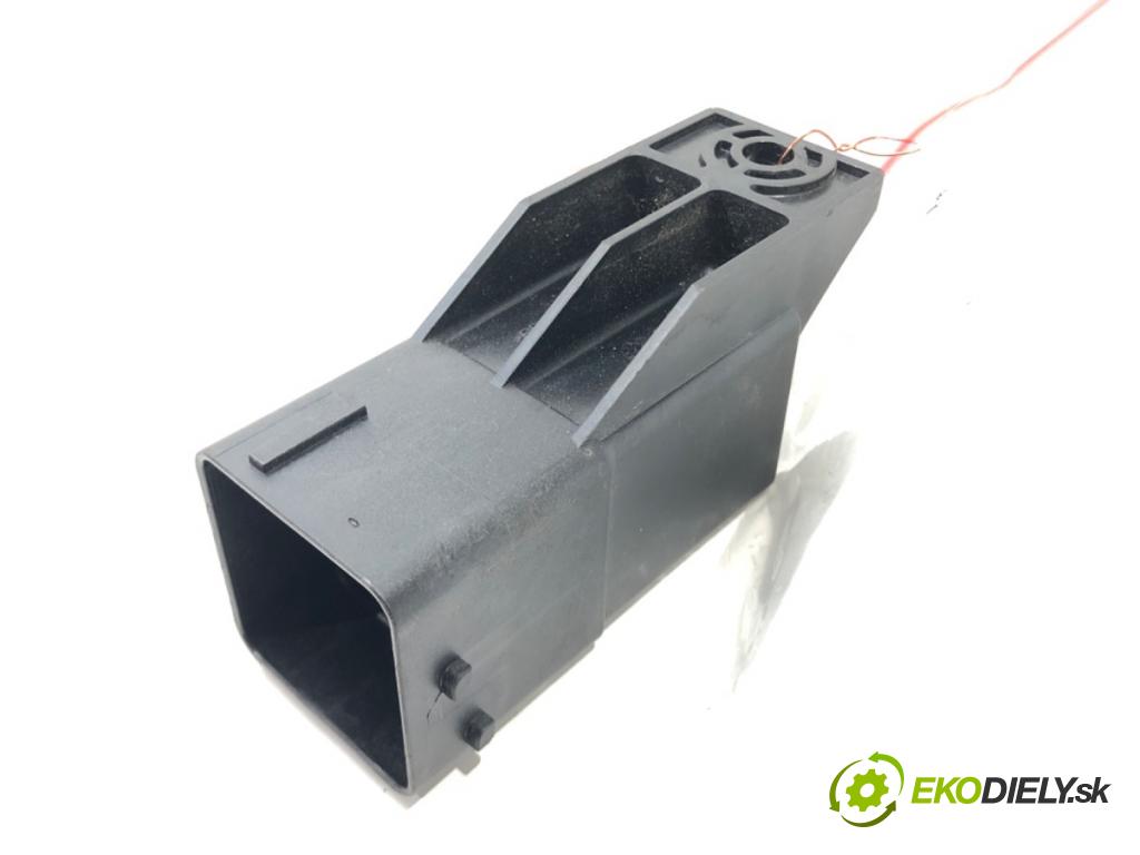 PEUGEOT 508 I (8D_) 2010 - 2018    1.6 HDi 82 kW [112 KM] olej napędowy 2010 - 2018  relé sviečok žhavenia 966671780 (Relé)