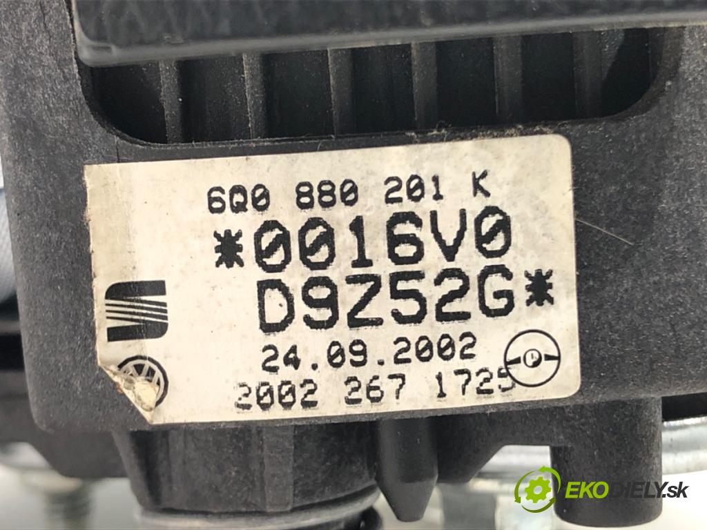 VW POLO (9N_, 9A_) 2001 - 2014    1.2 12V 47 kW [64 KM] benzyna 2001 - 2007  AirBag volantu 6Q0880201K (Airbagy)