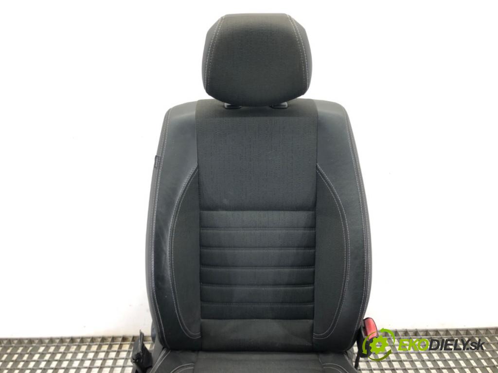 RENAULT LAGUNA III Grandtour (KT0/1) 2007 - 2015 2.0 dCi (KT01, KT08, KT09, KT0K, KT12, KT1D, KT1W) Sedadlo pravy predný