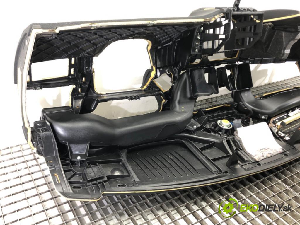 BMW X6 (E71, E72) 2007 - 2014    xDrive 35 i 225 kW [306 KM] benzyna 2008 - 2014  Palubná doska  (Palubné dosky)