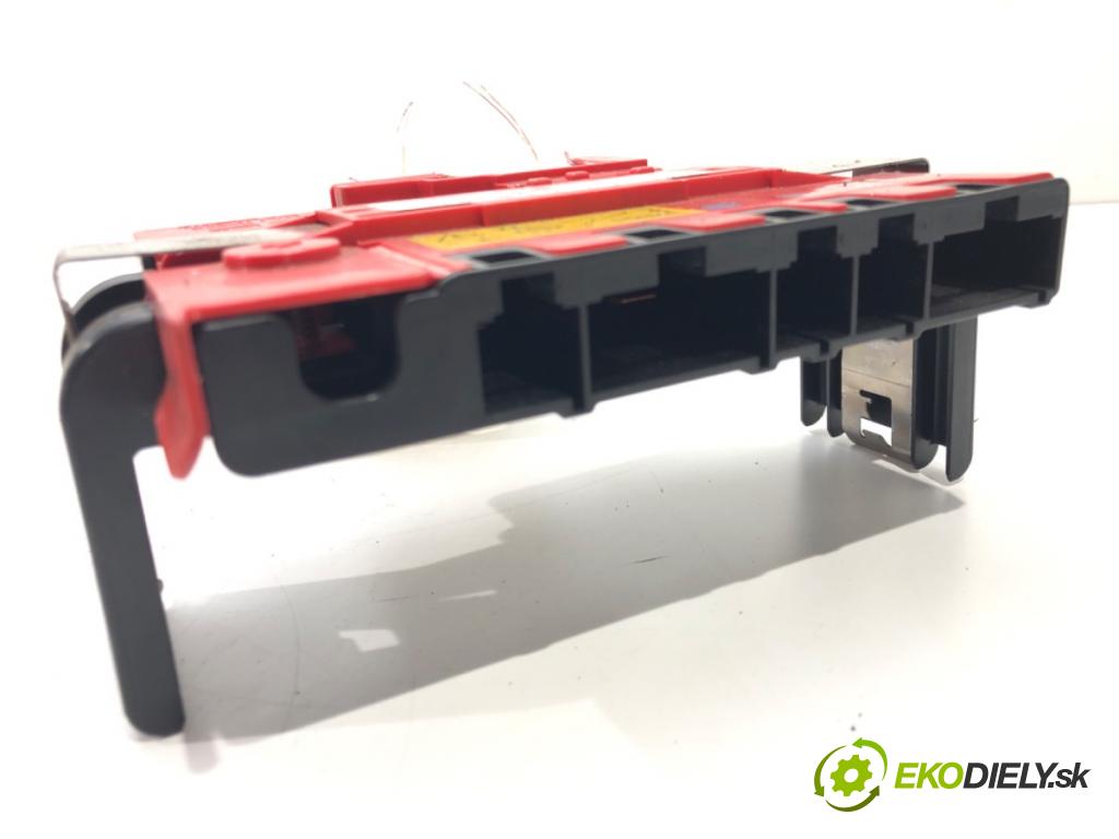 BMW X6 (E71, E72) 2007 - 2014    xDrive 35 i 225 kW [306 KM] benzyna 2008 - 2014  Rozdeľovač PRĄDU 9178962 (Rozdeľovače)