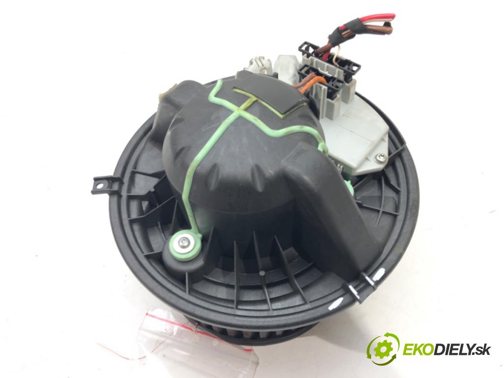 BMW 3 (E90) 2004 - 2012    320 d 120 kW [163 KM] olej napędowy 2004 - 2011  ventilátor kúrenia 6933663