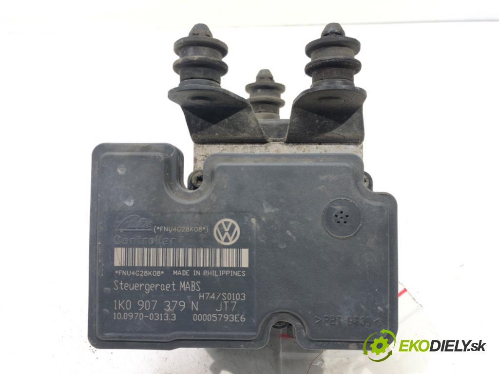 VW GOLF V (1K1) 2003 - 2010    1.6 75 kW [102 KM] benzyna 2004 - 2008  pumpa ABS 1K0614117F (Pumpy brzdové)