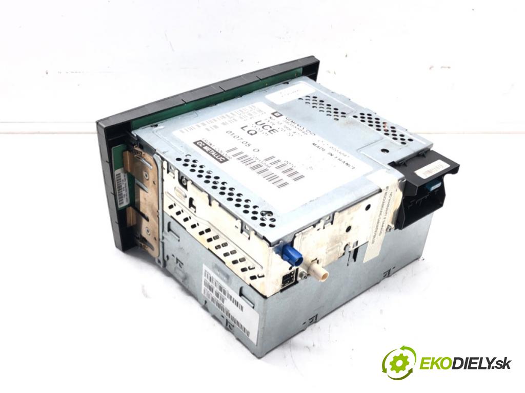 OPEL VECTRA C (Z02) 2002 - 2009    1.9 CDTI (F69) 88 kW [120 KM] olej napędowy 2004 -  RADIO 383555646 (Audio zariadenia)